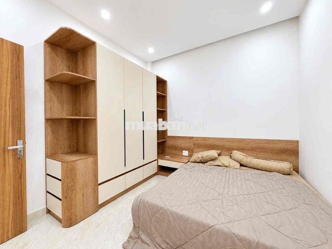 131 ✨ 🏡 CHO THUÊ NHÀ 3 TẦNG LUXURY MẶT TIỀN BÙI CÔNG TRỪNG