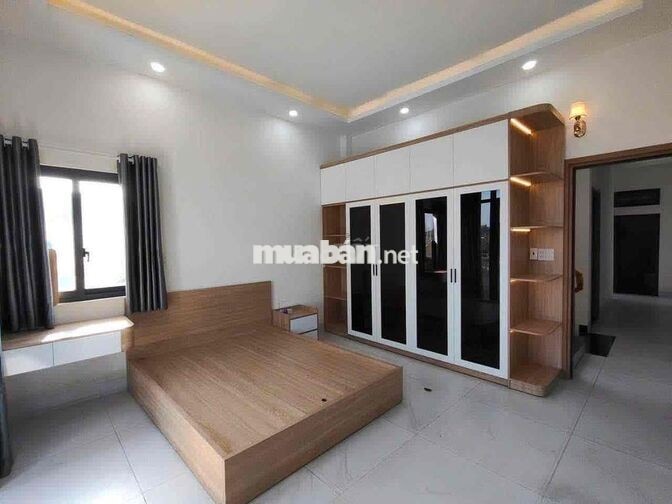 CHO THUÊ NHÀ 1 TRỆT 2 LẦU 4PHÒNG NGỦ GẦN CHỢ PHÚ HÒA