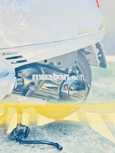 Piaggio Vespa LX 150cc Phun xăng điện tử Xám