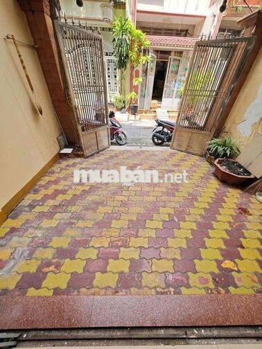 HẺM XE HƠI VÀO NHÀ - 4 TẦNG 4PN (4X15.5M) CN 50M2