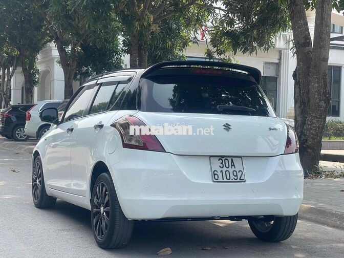 Bán xe suzuki swift sx 2015 đẹp zin suất sắc