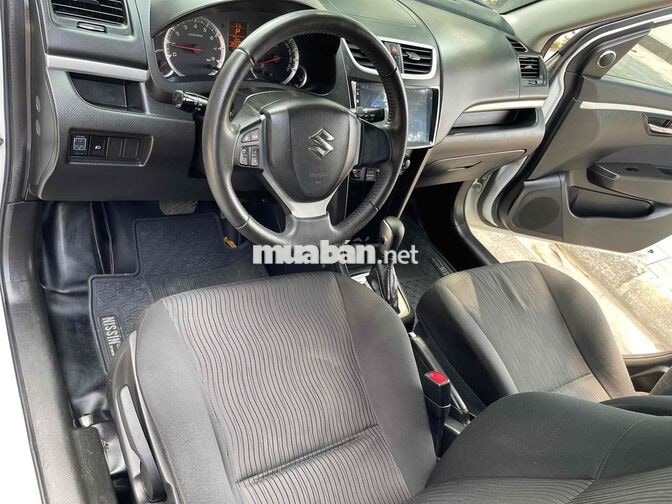 Bán xe suzuki swift sx 2015 đẹp zin suất sắc