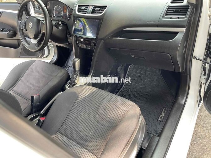 Bán xe suzuki swift sx 2015 đẹp zin suất sắc