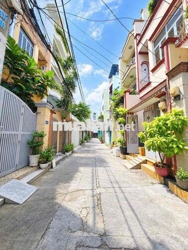 HẺM XE HƠI VÀO NHÀ - 4 TẦNG 4PN (4X15.5M) CN 50M2