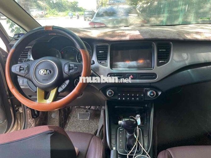 Kia Rondo 2015 GAT 2.0 AT Vàng cát