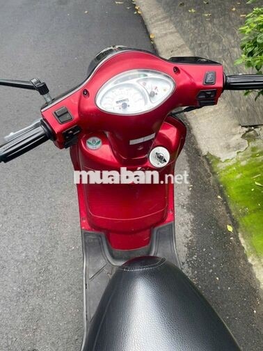 SYM Attila Alizabet màu Đỏ, Đen