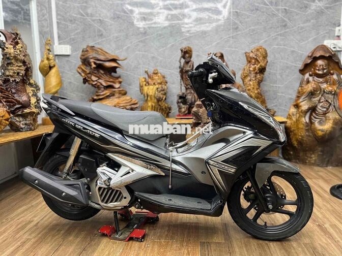 Airblade chính chủ xe đẹp, máy móc bao zin