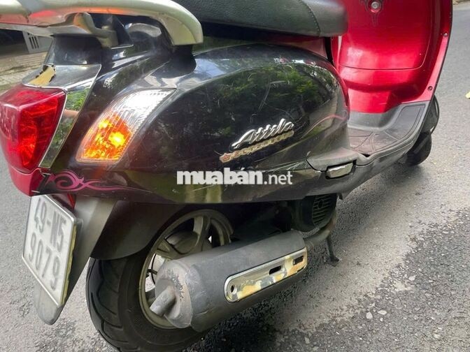 SYM Attila Alizabet màu Đỏ, Đen