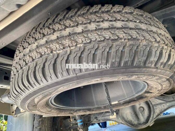 Toyota Hilux 2021 Bán tải Tự động Trắng 90000 km