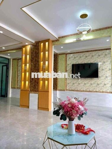 118m2 - mặt tiền 2 tầng - nhà mới - cách vincom dĩ an 300m - 6,5 tỷ
