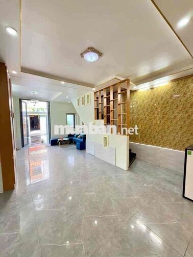 118m2 - mặt tiền 2 tầng - nhà mới - cách vincom dĩ an 300m - 6,5 tỷ
