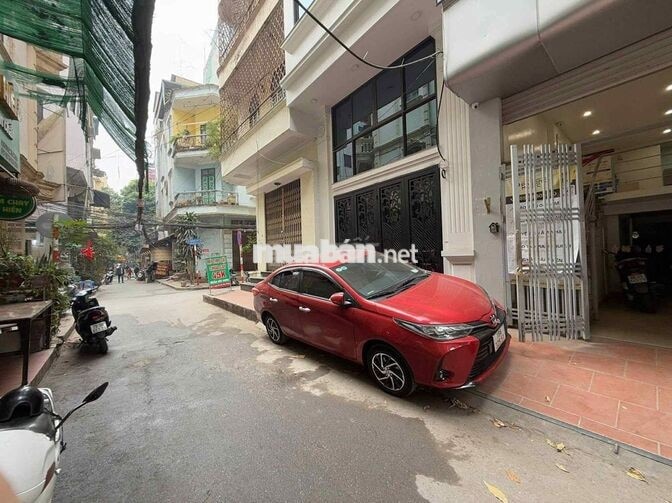 Cho thuê Tầng 1 (lửng) lối đi riêng 15 m2 chỉ 4.5 triệu