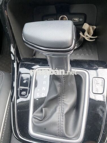Hyundai Creta Cao cấp 2022 Trắng 27.000 km