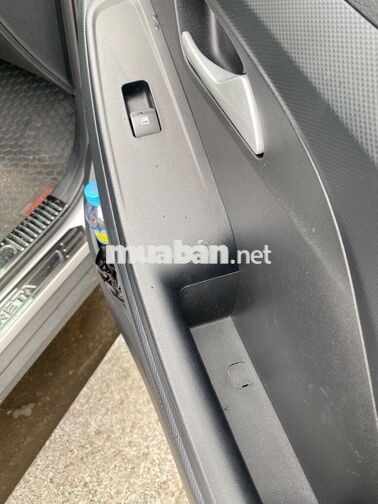 Hyundai Creta Cao cấp 2022 Trắng 27.000 km