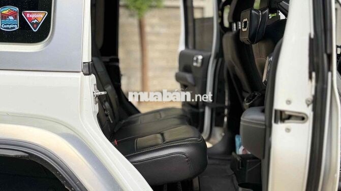 Jeep Wrangler Sahara Rubicon 2020 Trắng