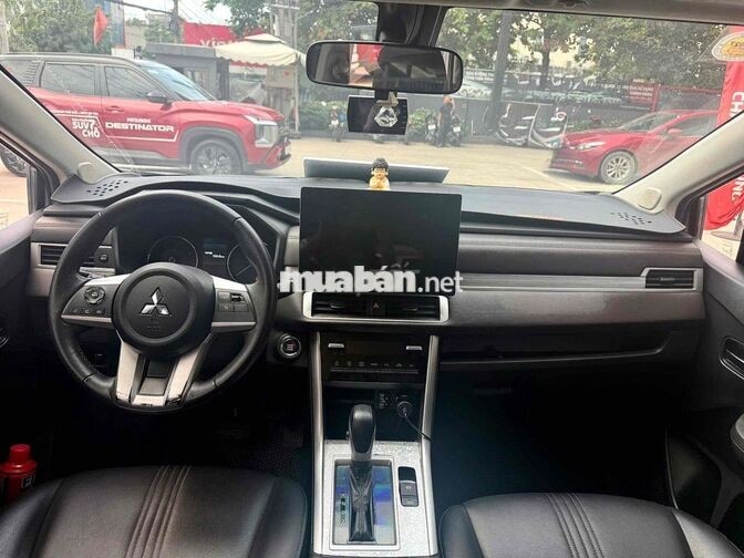 Mitsubishi Xpander Pre 2023 Bạc 61.700 km