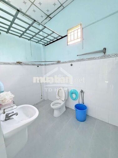 cho thuê nhà trệt rộng rãi hẻm 12 gần chợ da liễu