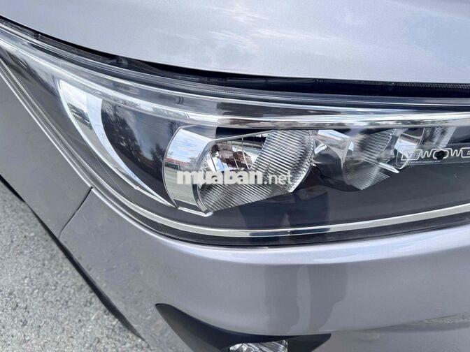 Toyota Innova 2020 Số sàn Bạc 80.000 km