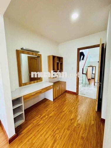 CHO THUÊ NHÀ 3 LẦU MẶT TIỀN ĐƯỜNG TRẦN HOÀNG NA