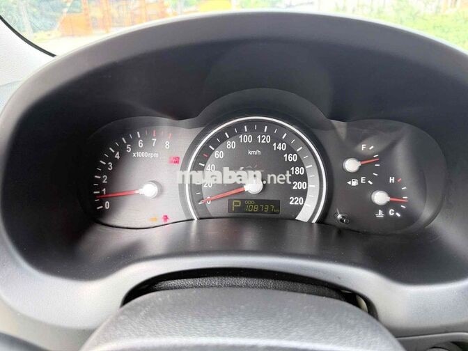 Kia Carnival nhập Hàn Quốc 2010 2.7AT 1 chủ đi kỹ