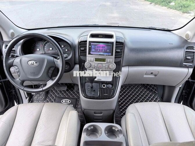 Kia Carnival nhập Hàn Quốc 2010 2.7AT 1 chủ đi kỹ