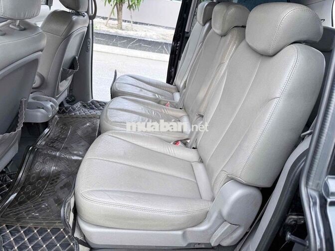 Kia Carnival nhập Hàn Quốc 2010 2.7AT 1 chủ đi kỹ