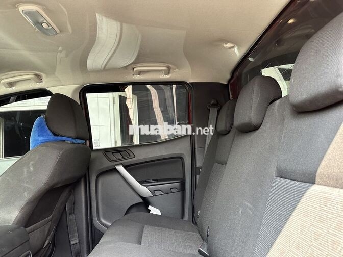 Ford Ranger 2021, Số sàn, màu Đỏ,vay Ngân Hàng 75%