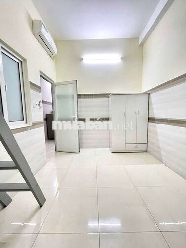 Duplex mặt tiền tiện lợi  nội thất đầy đủ