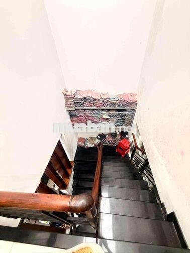 TÂN PHÚ, NHỈNH 7 TỶ, KẾ ĐƯỜNG 30m, 64m2, 2 TẦNG BTCT , XE TẢI TRÁNH