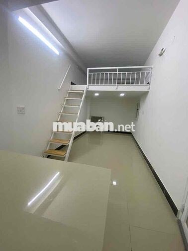 còn 1 phòng 30m2 cho thuê- có gác lửng- vệ sinh khép kín