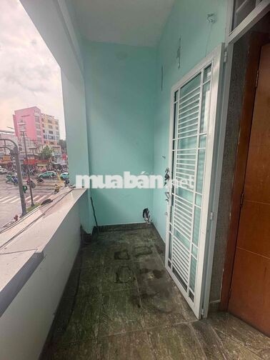 Cho thuê nhà MT  Trần Hưng Đạo P Cầu Ông Lãnh Q1.(kế bên Lotter