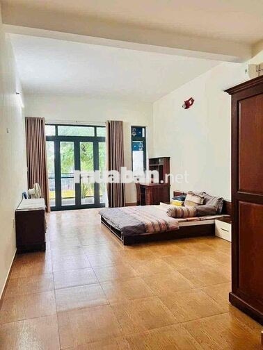 Cho thuê nhà nguyên căn đường An Dương Vương - Mỹ An - Ngũ Hành Sơn -