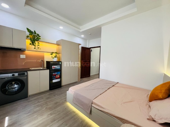 cho thuê phòng đẹp gò vấp gần cao đẳng Kent có ban công, cửa sổ 