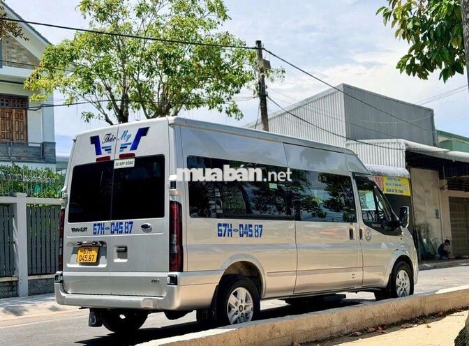 Ford Transit 16 chổ 2024 Premium 16 - 84000 km