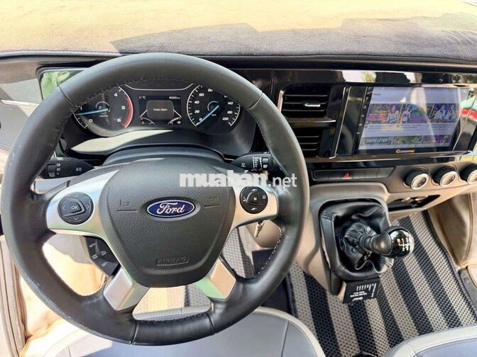 Ford Transit 16 chổ 2024 Premium 16 - 84000 km