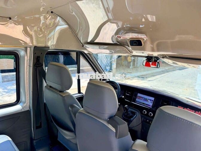Ford Transit 16 chổ 2024 Premium 16 - 84000 km