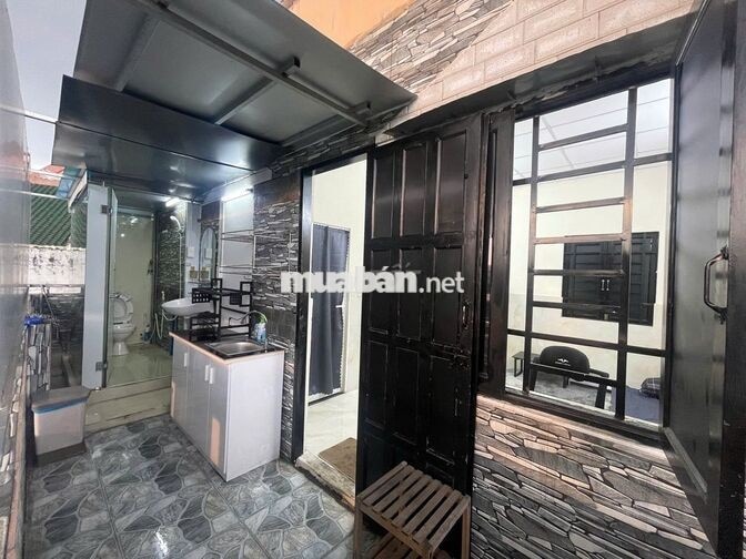 Phòng studio cực thoáng ngay gần Emart Phan Huy Ích 