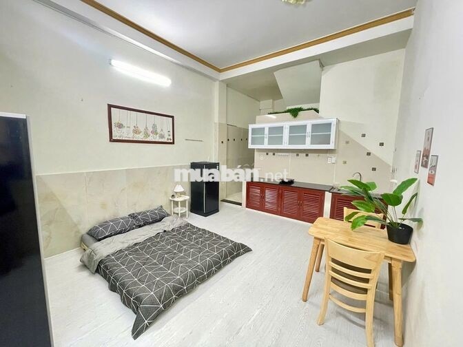 Phòng studio cực thoáng ngay gần Emart Phan Huy Ích 