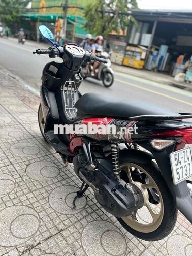 Yamaha Novo 4 LC Đỏ đen