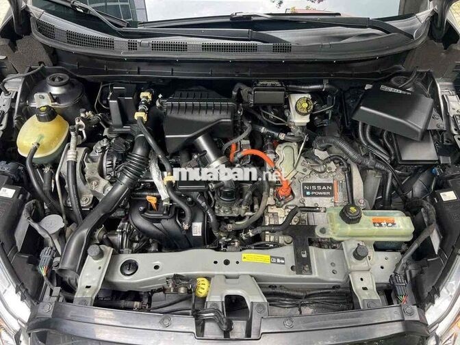 Nissan Kicks e-POWER 2022 Xám Hybrid 75000 km