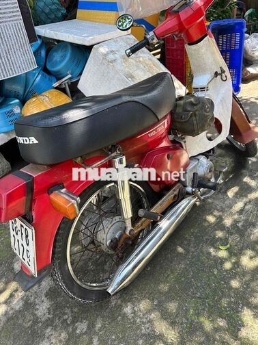 xe dh đỏ