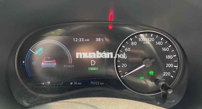Nissan Kicks e-POWER 2022 Xám Hybrid 75000 km