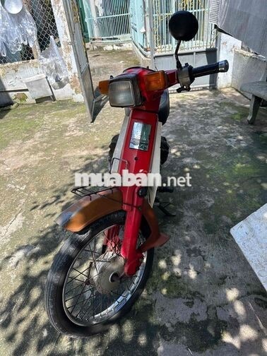 xe dh đỏ