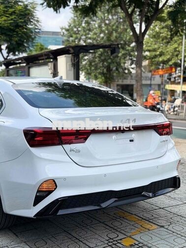 Kia K3 1.6 Luxury Trắng