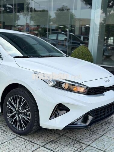 Kia K3 1.6 Luxury Trắng