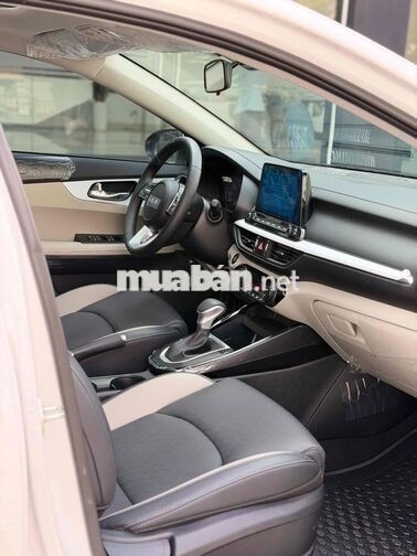 Kia K3 1.6 Luxury Trắng