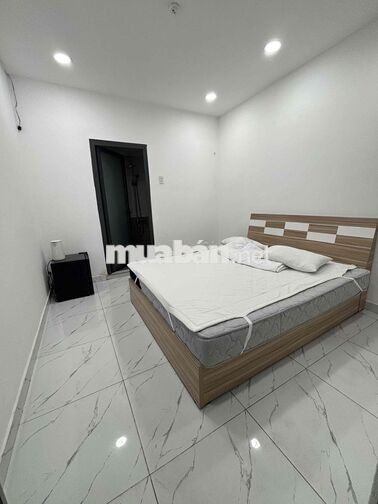 CHO THUÊ MẶT TIỀN 196 CÔ GIANG, QUẬN 1 – 25 TRIỆU