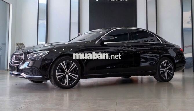 MERCEDES E180 MODEL 2023 FULL BẢO DƯỠNG HÃNG