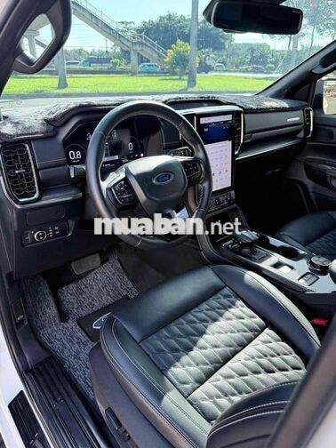 Cần bán Ford Everest Platinum 4x4 lứơt 2026