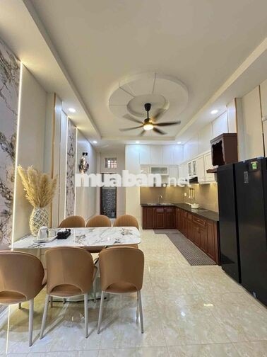 CHO THUÊ NHÀ HẼM XE HƠI THÔNG VƯỜN LÀI